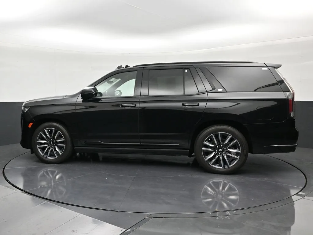 2023 Cadillac Escalade Sport photo 2