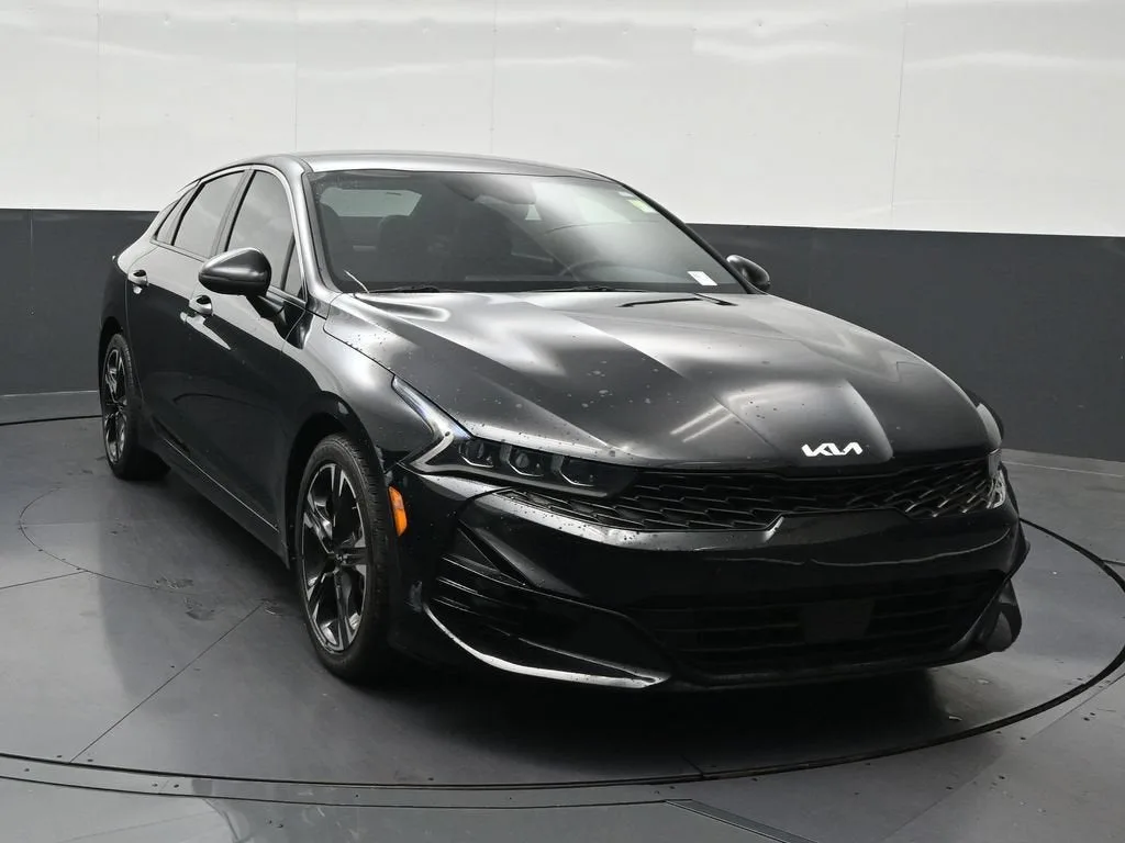2023 Kia K5 GT-Line photo 8