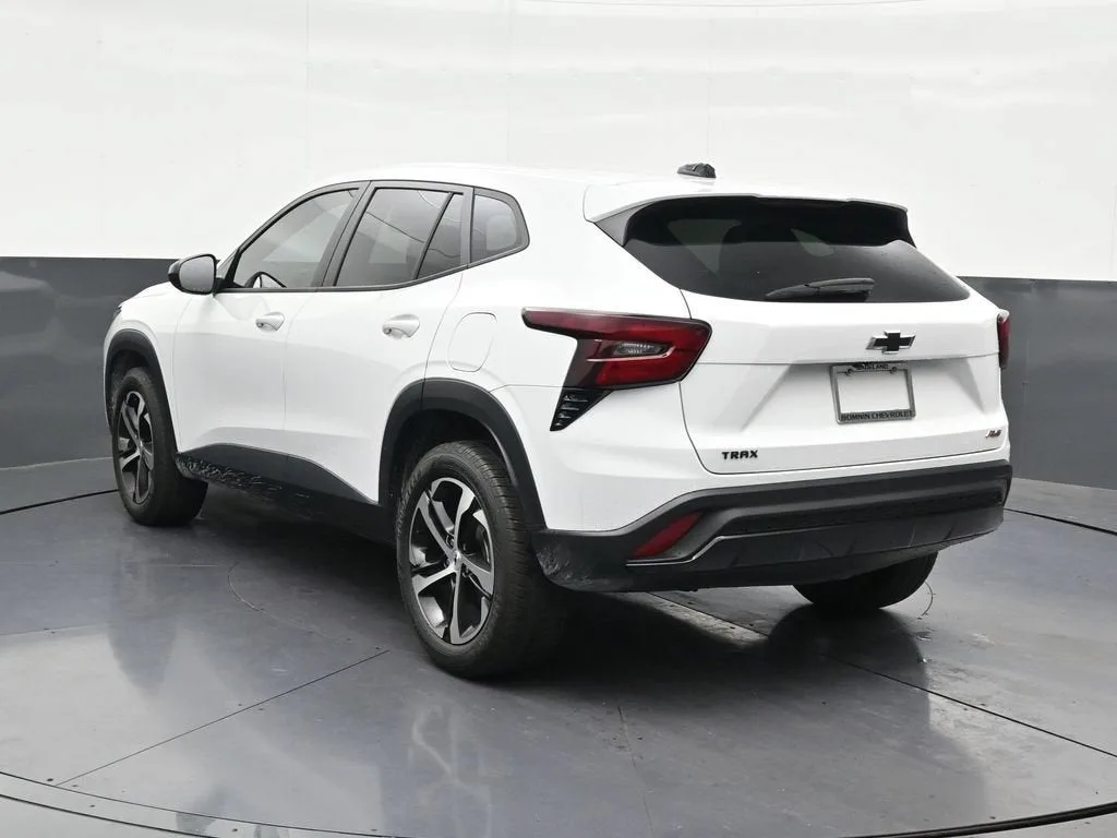 2024 Chevrolet Trax 1RS photo 3