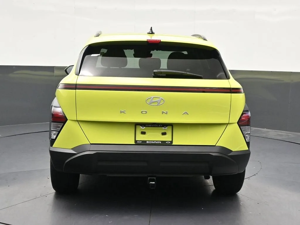 2024 Hyundai Kona SEL photo 4