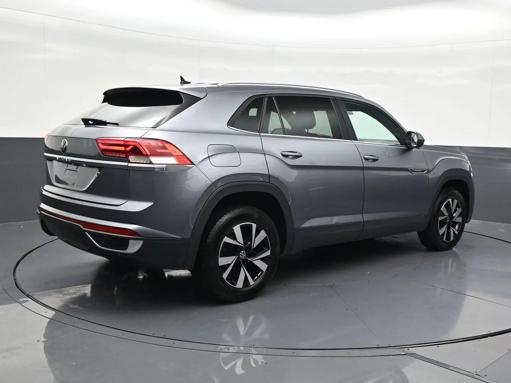 2022 Volkswagen Atlas Cross Sport 2.0T SE photo 5