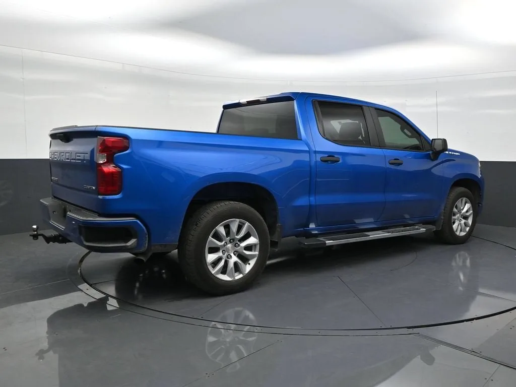 2022 Chevrolet Silverado 1500 Custom photo 5
