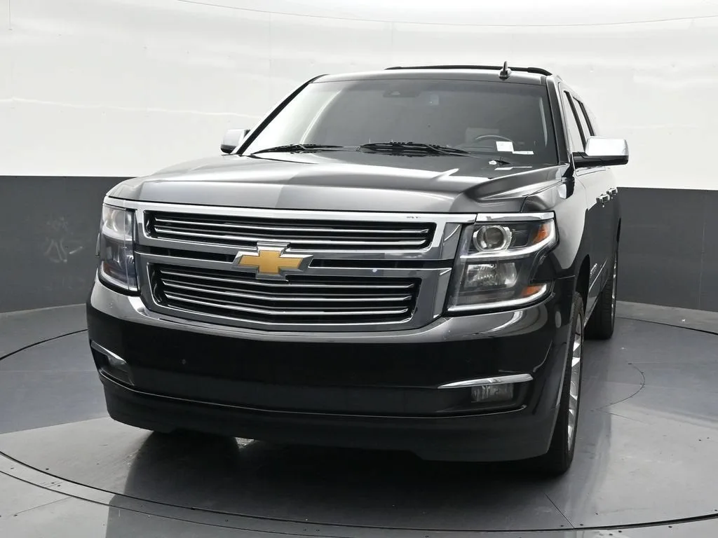 2020 Chevrolet Suburban Premier photo 9