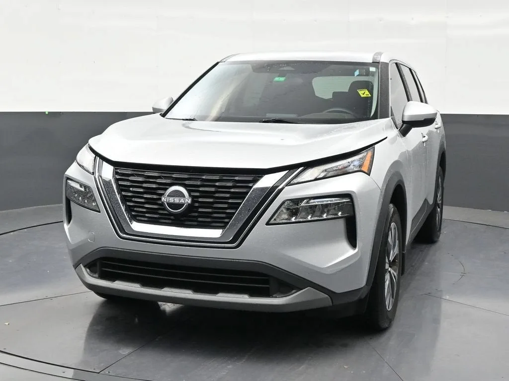 2023 Nissan Rogue SV FWD photo 8