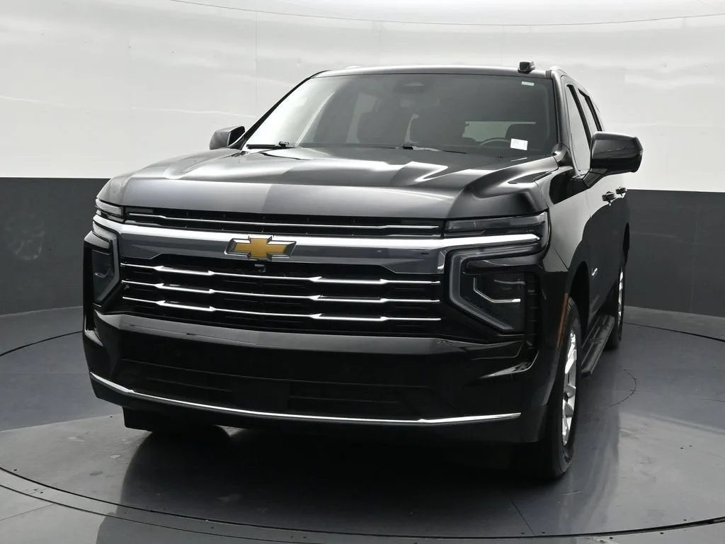 2025 Chevrolet Tahoe LT photo 9