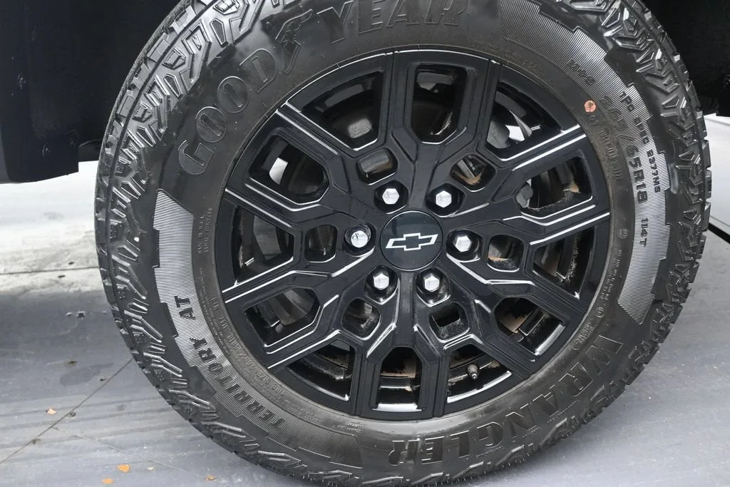 2023 Chevrolet Colorado Trail Boss photo 10