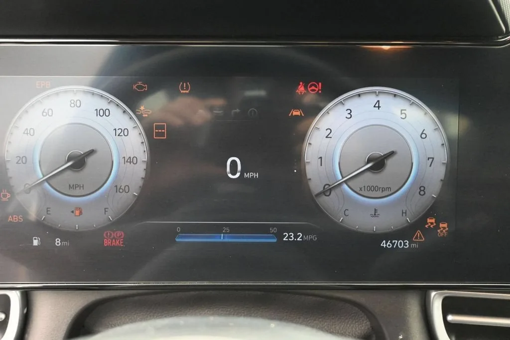 2024 Hyundai Elantra Limited photo 10