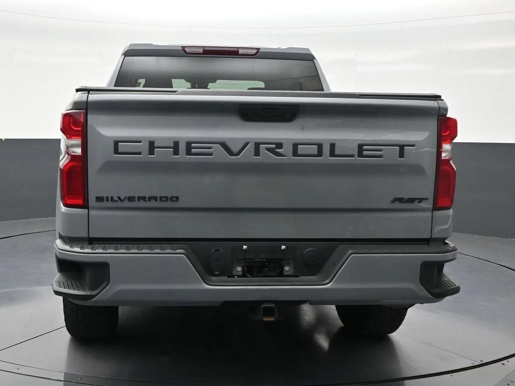 2025 Chevrolet Silverado 1500 RST photo 4