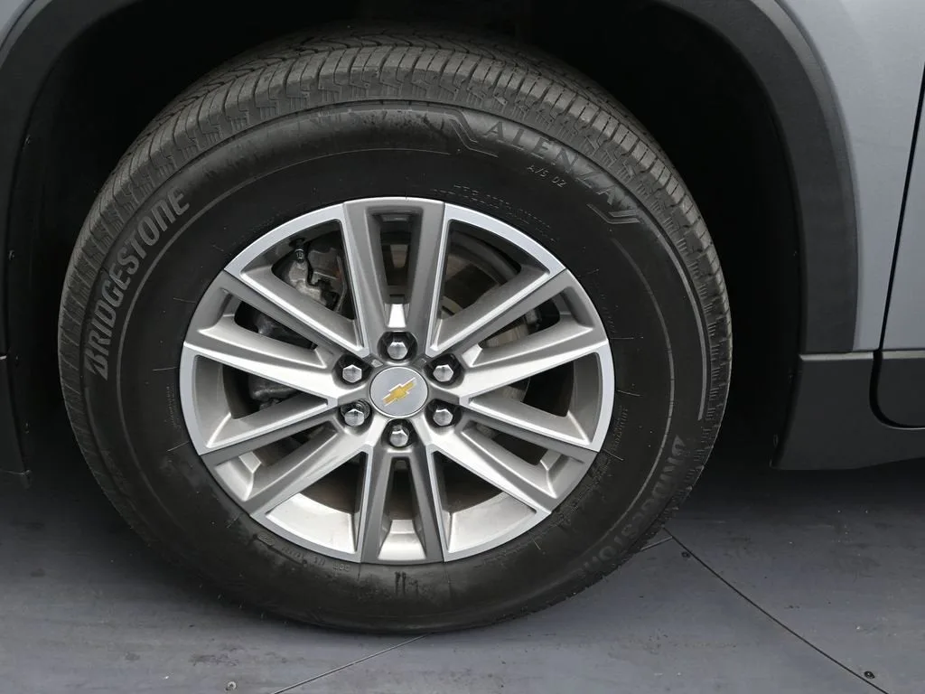 2024 Chevrolet Traverse Limited LT Cloth photo 9