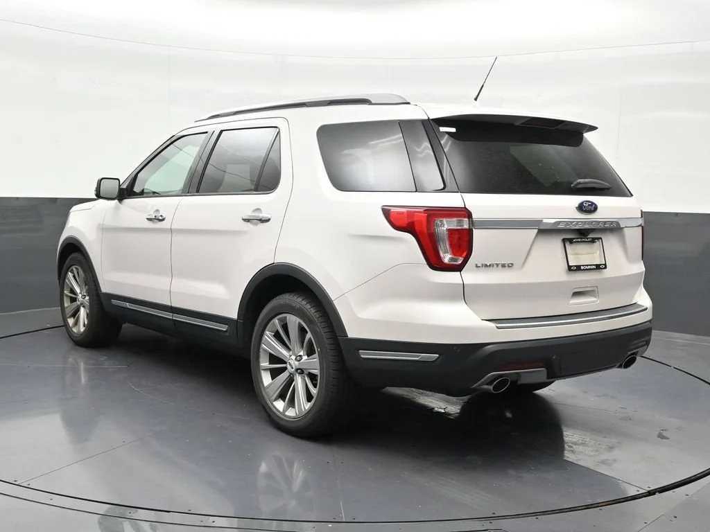 2019 Ford Explorer Limited photo 3