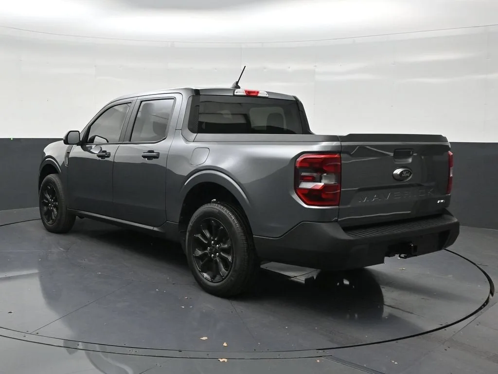 2024 Ford Maverick XLT photo 3