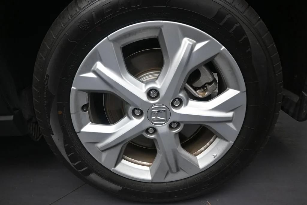 2025 Honda HR-V 2WD LX photo 9