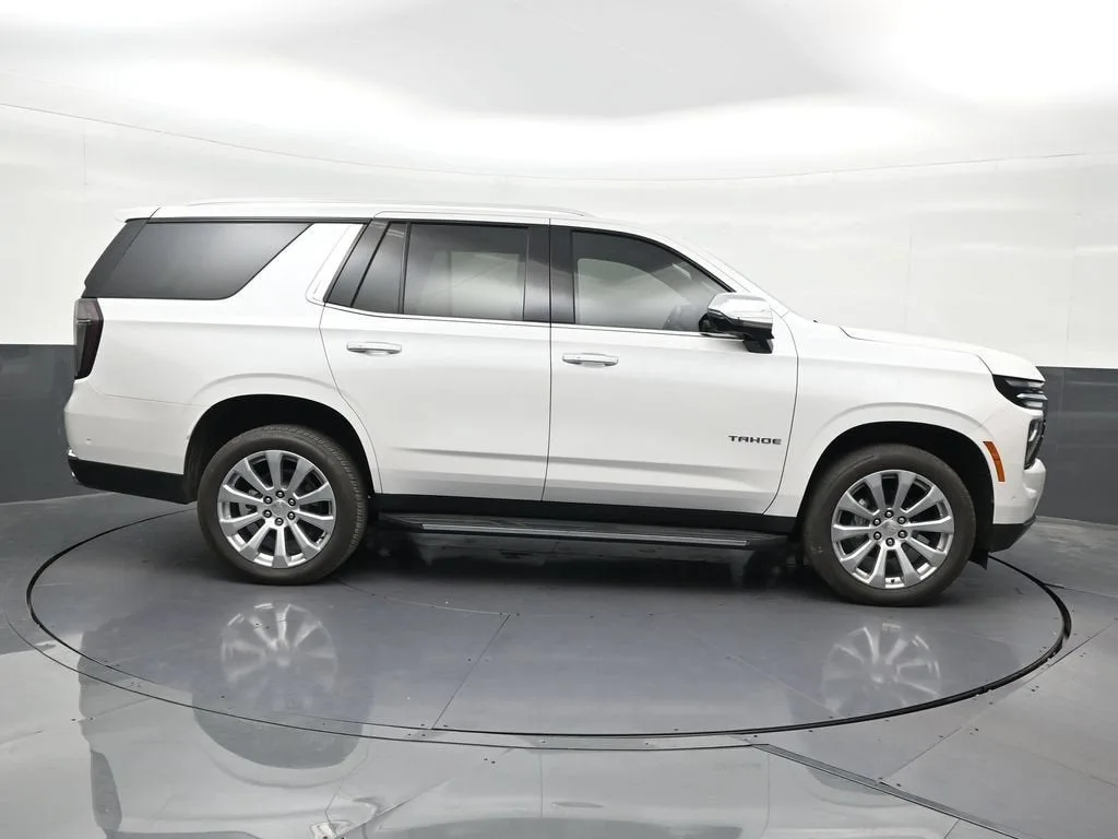 2025 Chevrolet Tahoe Premier photo 7