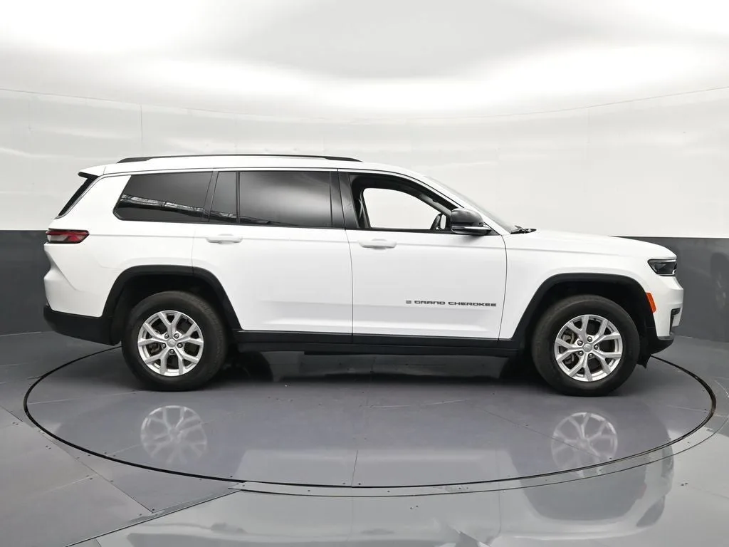 2023 Jeep Grand Cherokee L Limited photo 4