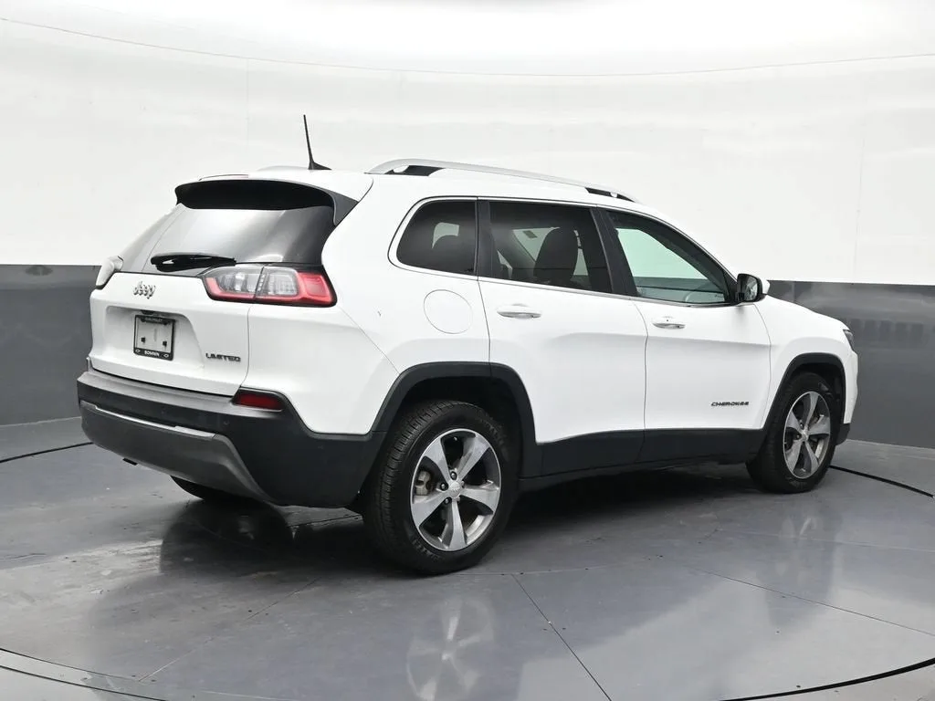 2019 Jeep Cherokee Limited FWD photo 5