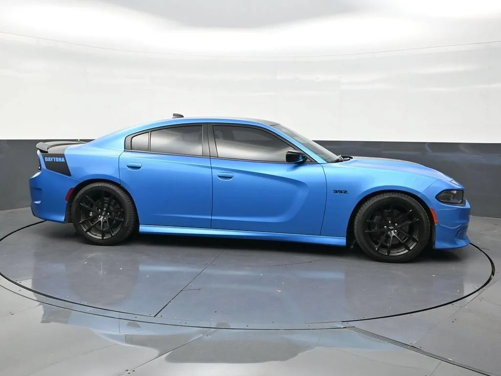 2023 Dodge Charger Scat Pack photo 6
