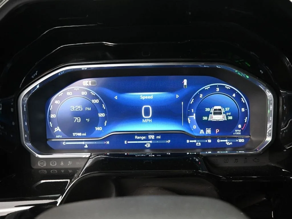 2025 Chevrolet Silverado 1500 ZR2 photo 11