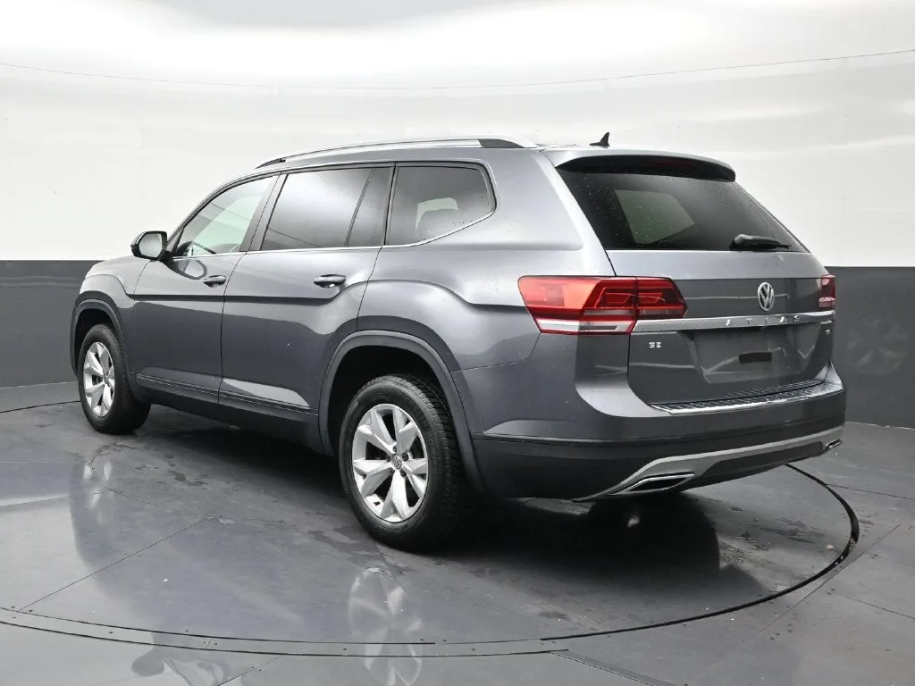 2018 Volkswagen Atlas 2.0T SE photo 3
