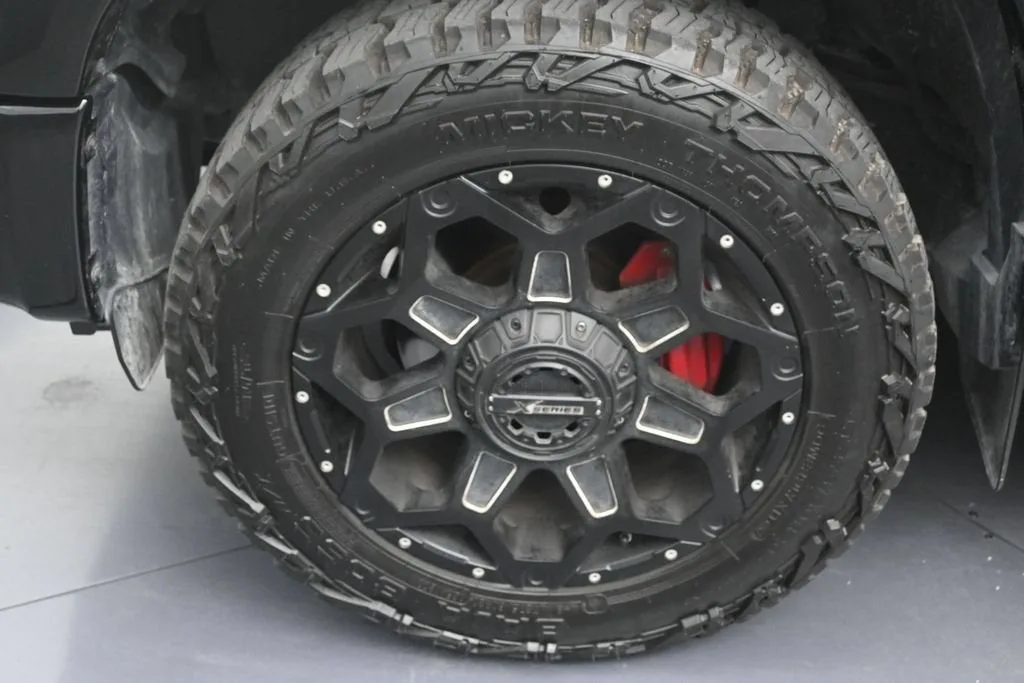 2020 Toyota Tundra SR5 photo 9