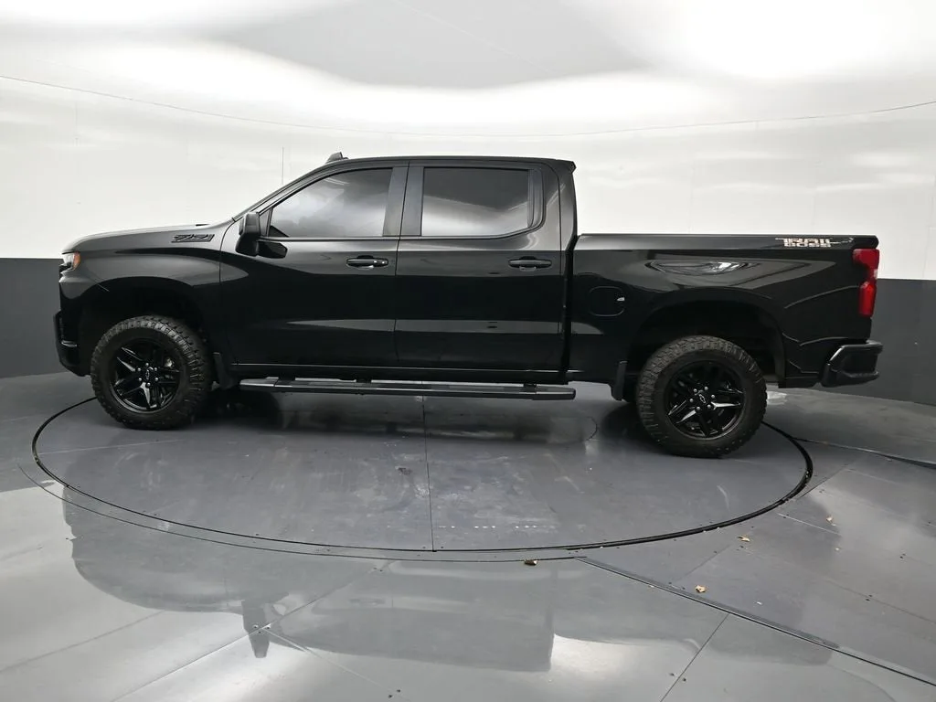 2022 Chevrolet Silverado 1500 LTD LT Trail Boss photo 2