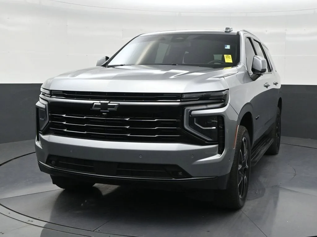 2025 Chevrolet Tahoe RST photo 8