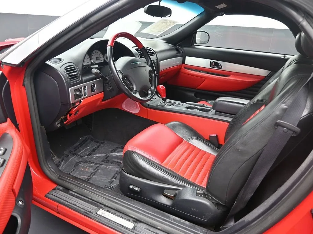 2003 Ford Thunderbird Deluxe photo 10