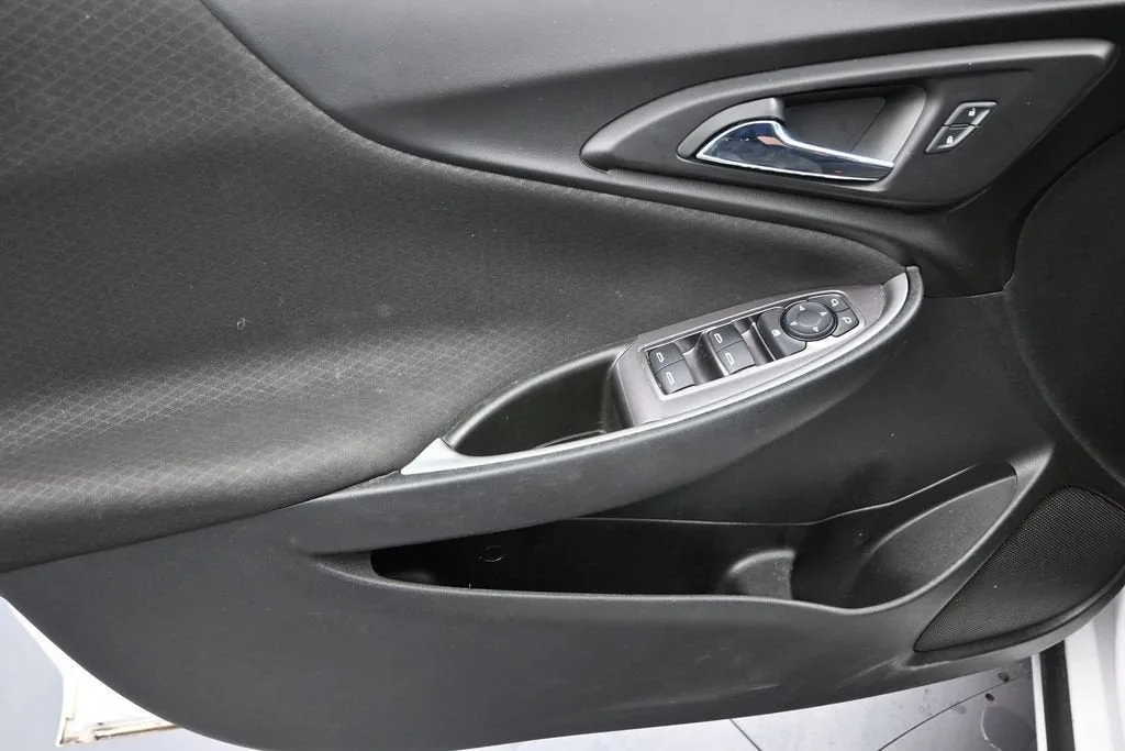 2020 Chevrolet Malibu RS photo 11