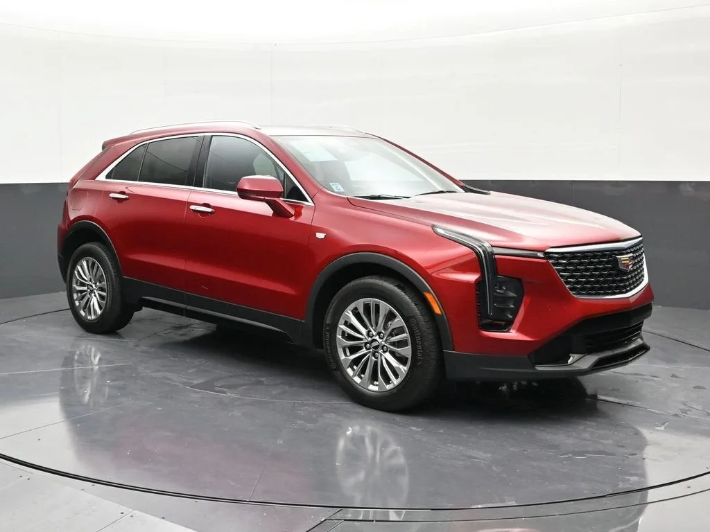 2024 Cadillac XT4 Premium Luxury photo 7