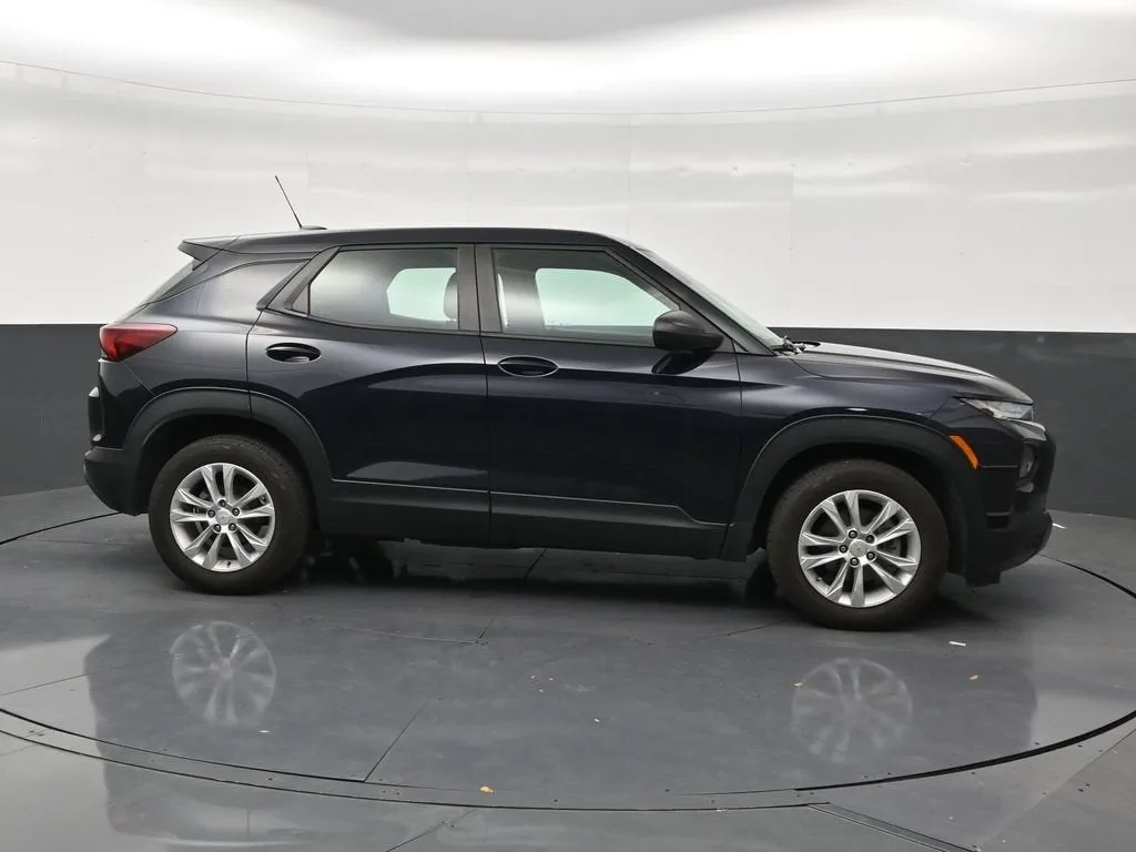 2021 Chevrolet Trailblazer LS photo 6