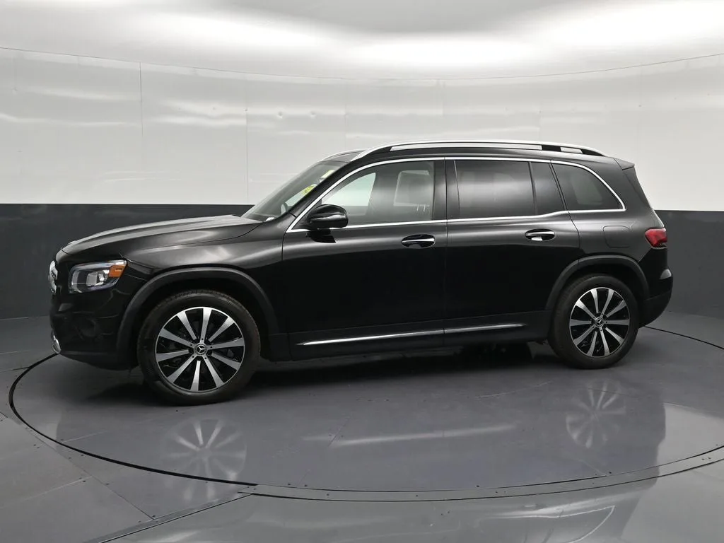 2022 Mercedes-Benz GLB GLB 250 photo 7