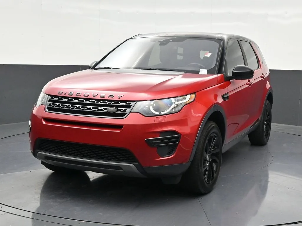 2018 Land Rover Discovery Sport SE photo 3