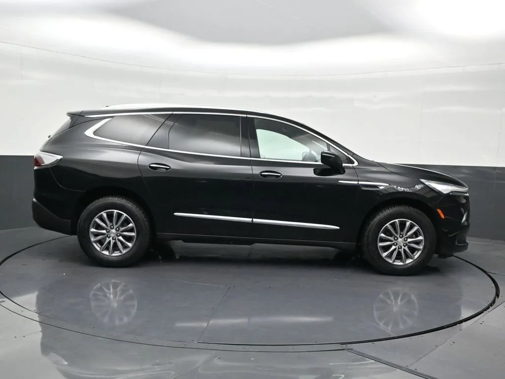 2022 Buick Enclave Essence photo 7