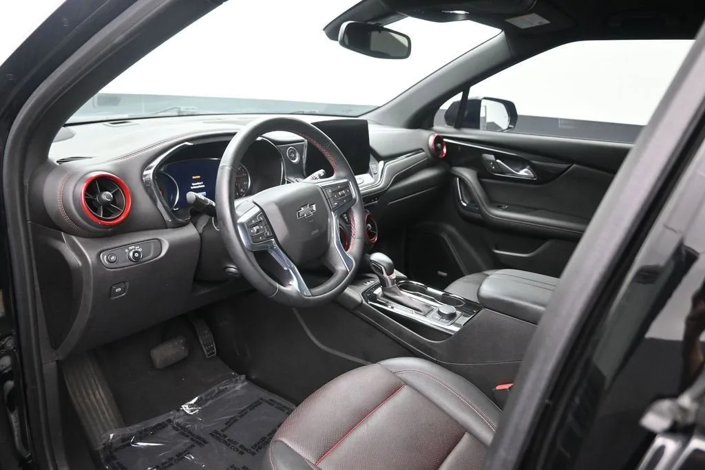 2023 Chevrolet Blazer RS photo 12