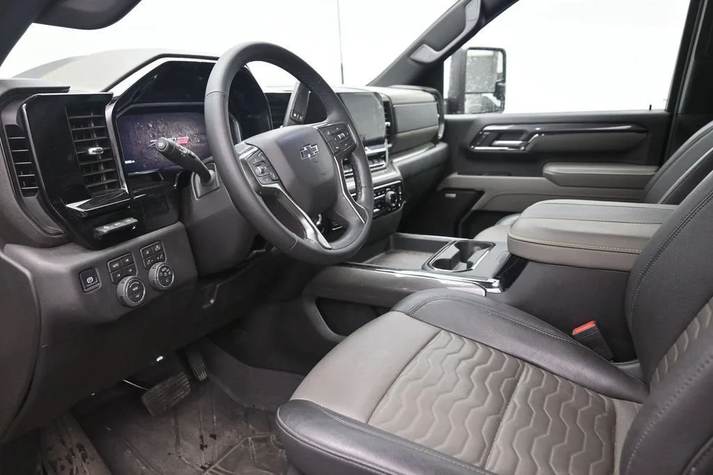 2026 Chevrolet Silverado 2500 HD ZR2 photo 12