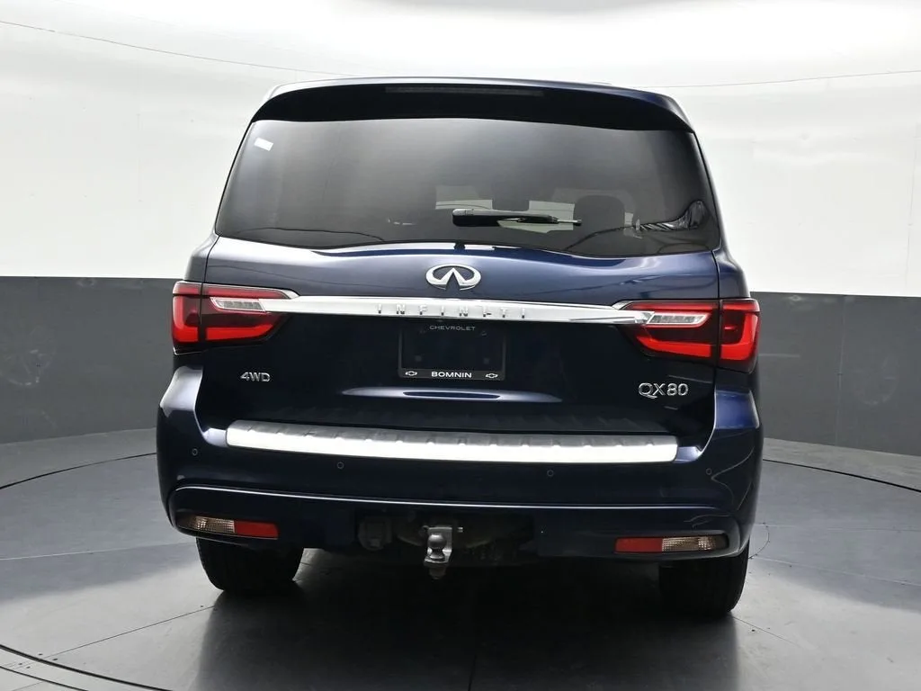 2020 INFINITI QX80 LUXE photo 4