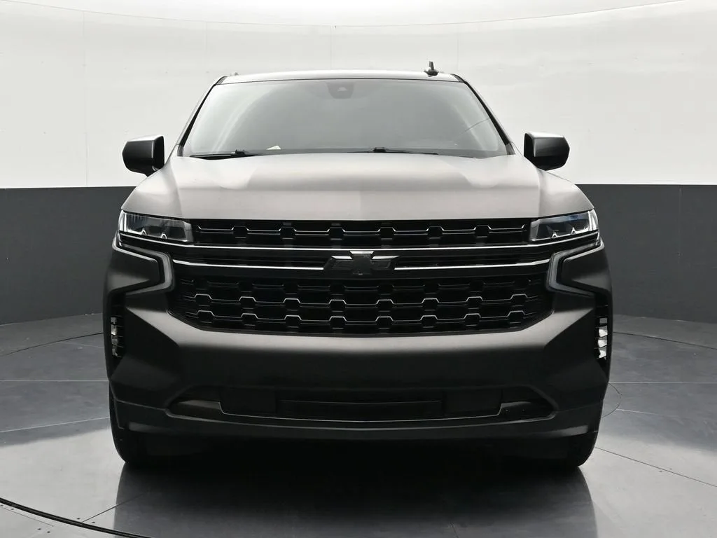 2021 Chevrolet Suburban LS photo 8