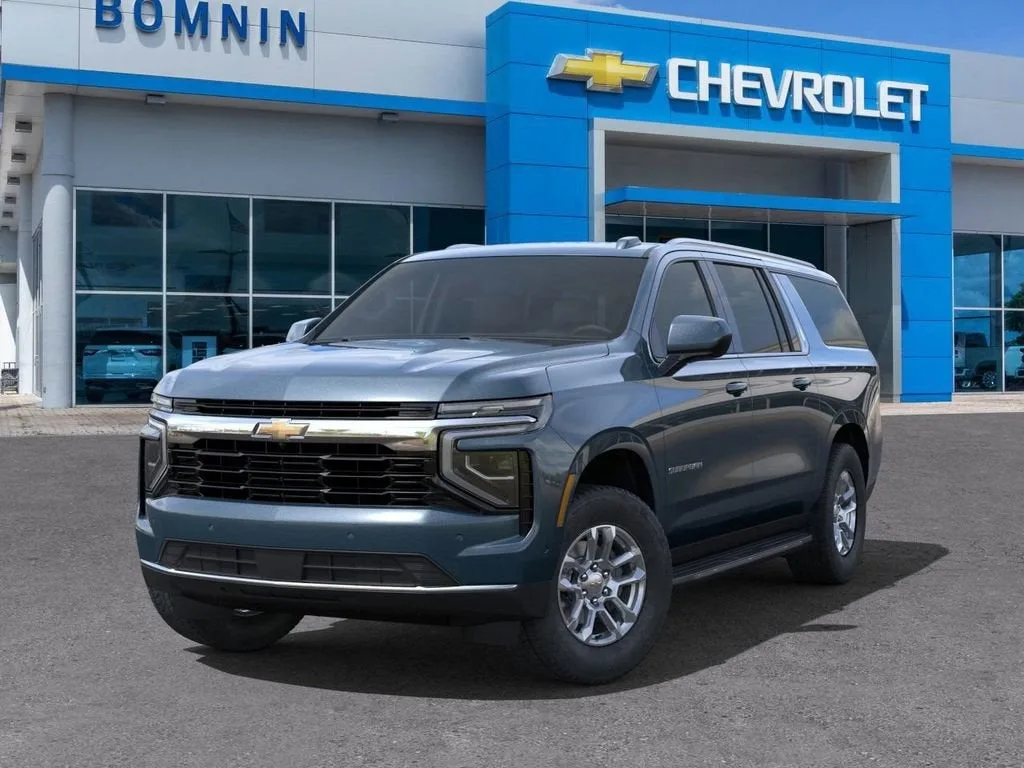 2025 Chevrolet Suburban LS photo 6