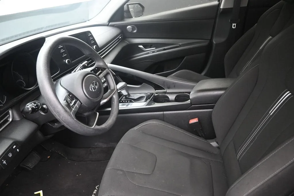 2023 Hyundai Elantra Hybrid Blue photo 12