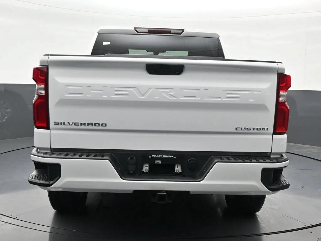 2020 Chevrolet Silverado 1500 Custom photo 4