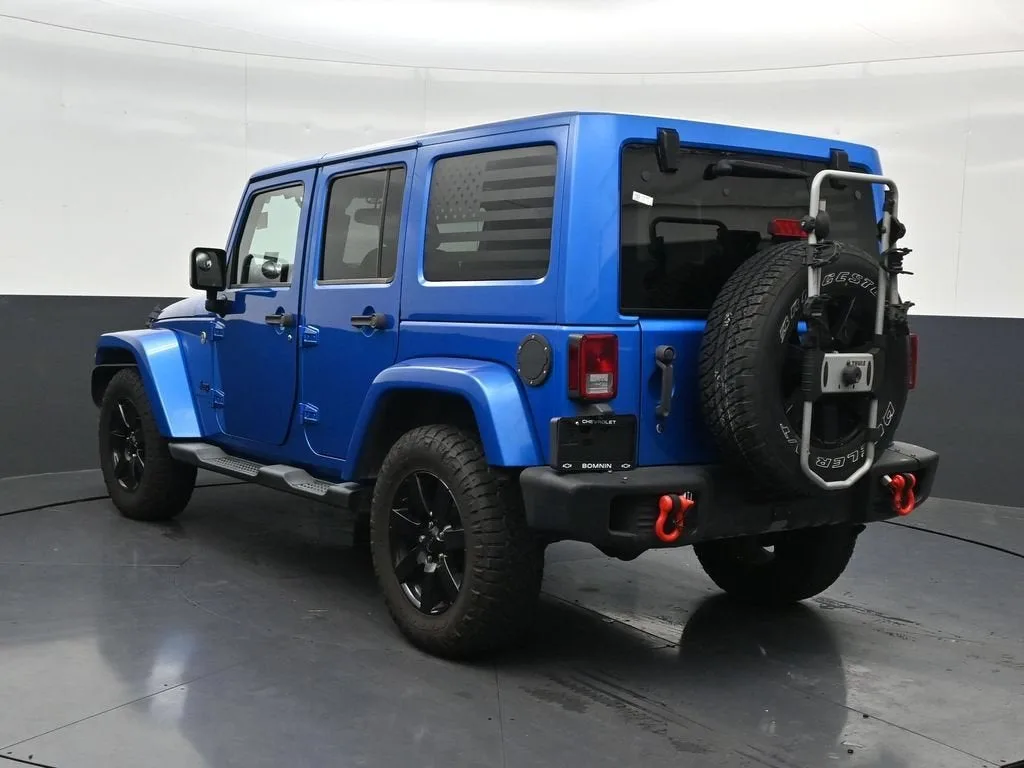 2014 Jeep Wrangler Unlimited Altitude photo 3