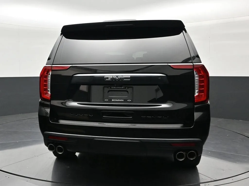 2023 GMC Yukon XL Denali Ultimate photo 4