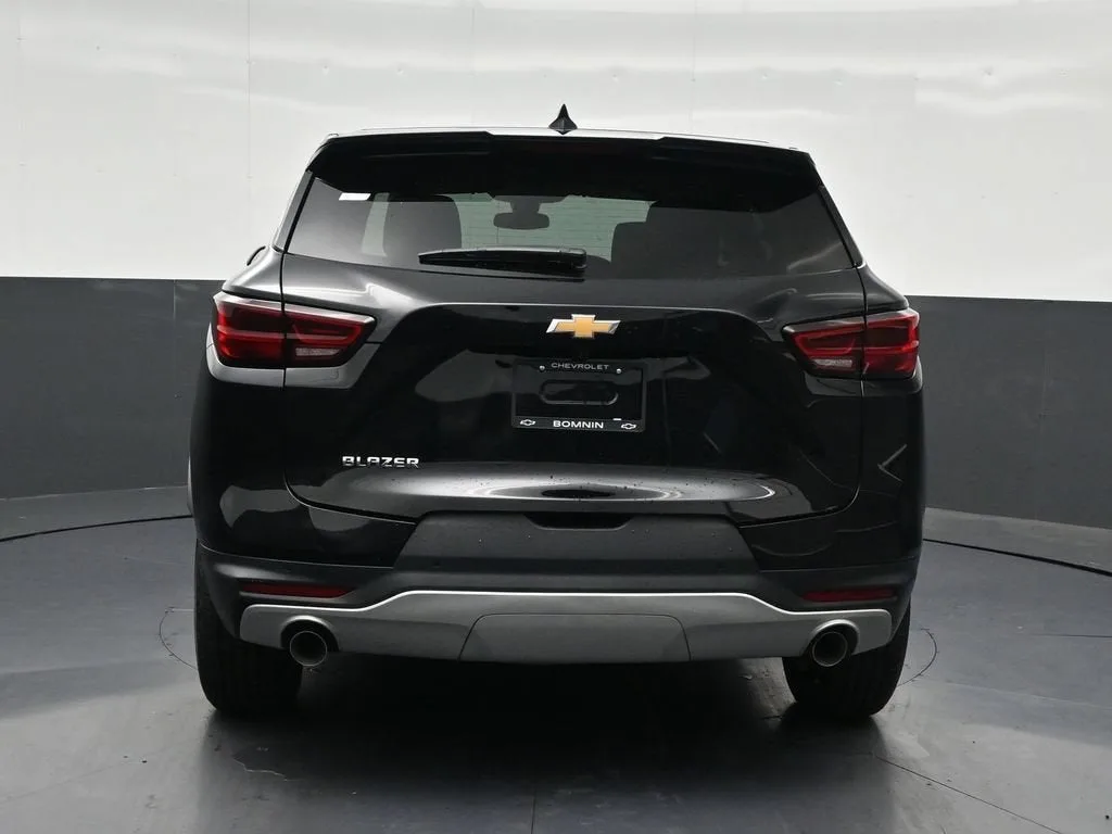 2026 Chevrolet Blazer 2LT photo 4