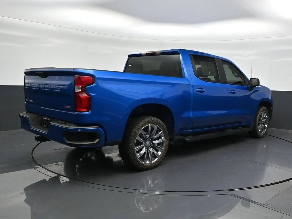 2024 Chevrolet Silverado 1500 RST photo 5