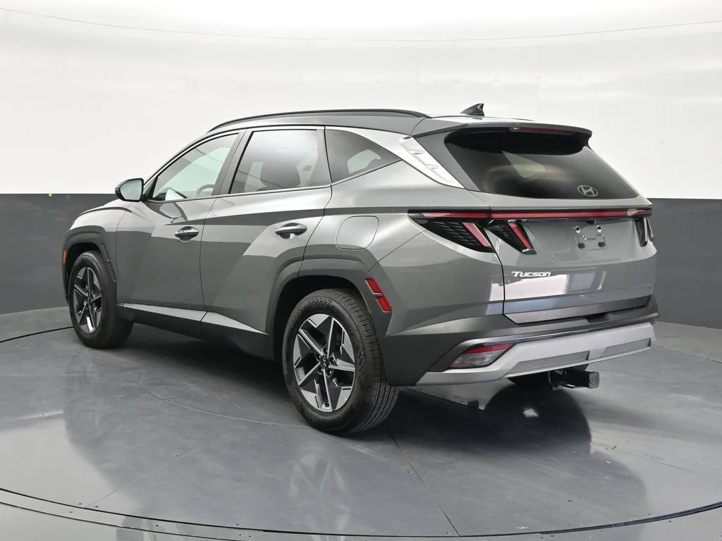 2025 Hyundai Tucson SEL Convenience photo 3