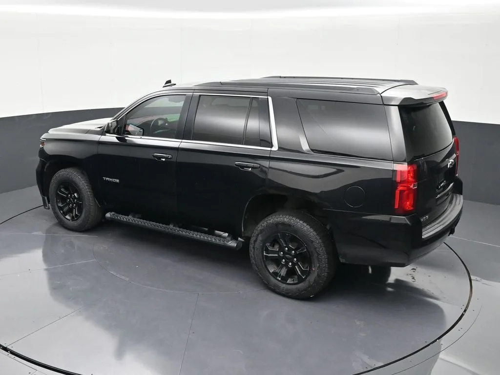 2019 Chevrolet Tahoe LS photo 12