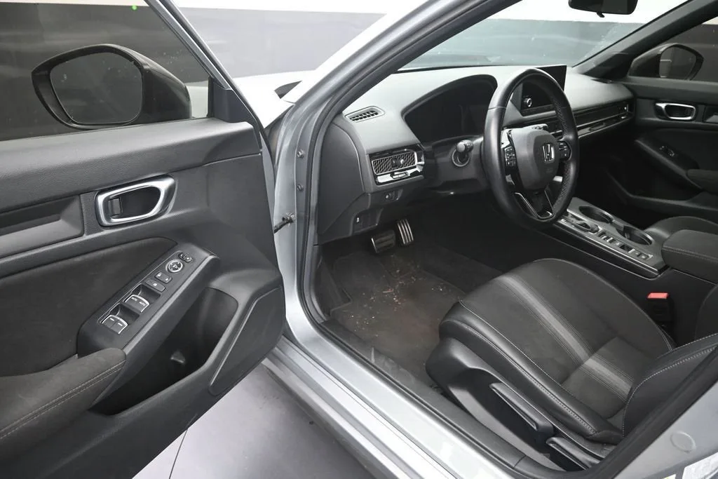 2025 Honda Civic Sedan Sport photo 10