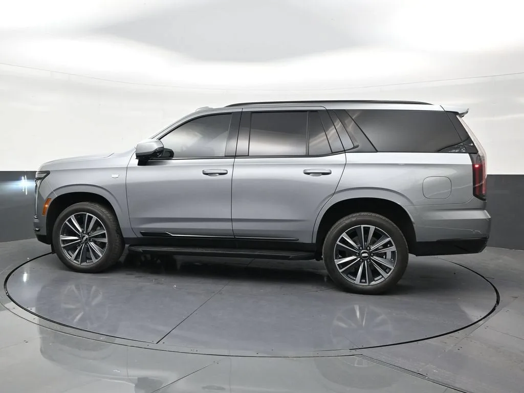 2025 Cadillac Escalade Sport photo 2