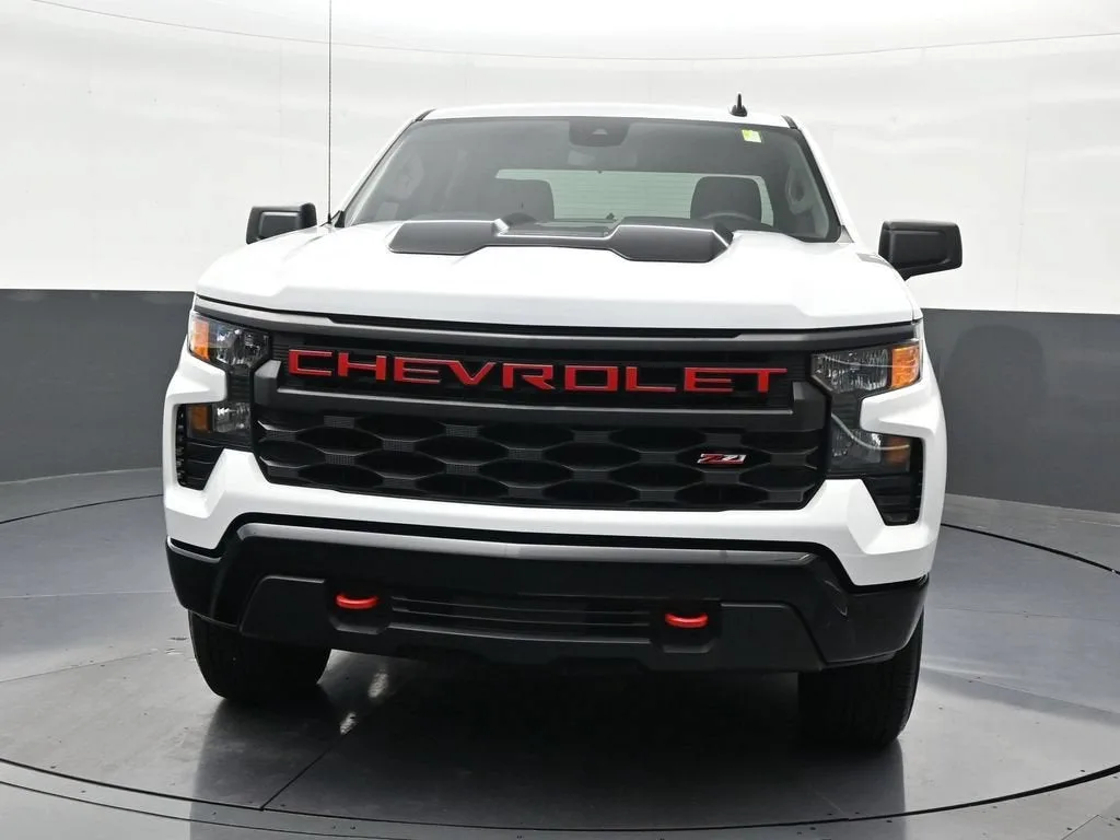 2025 Chevrolet Silverado 1500 Custom Trail Boss photo 9