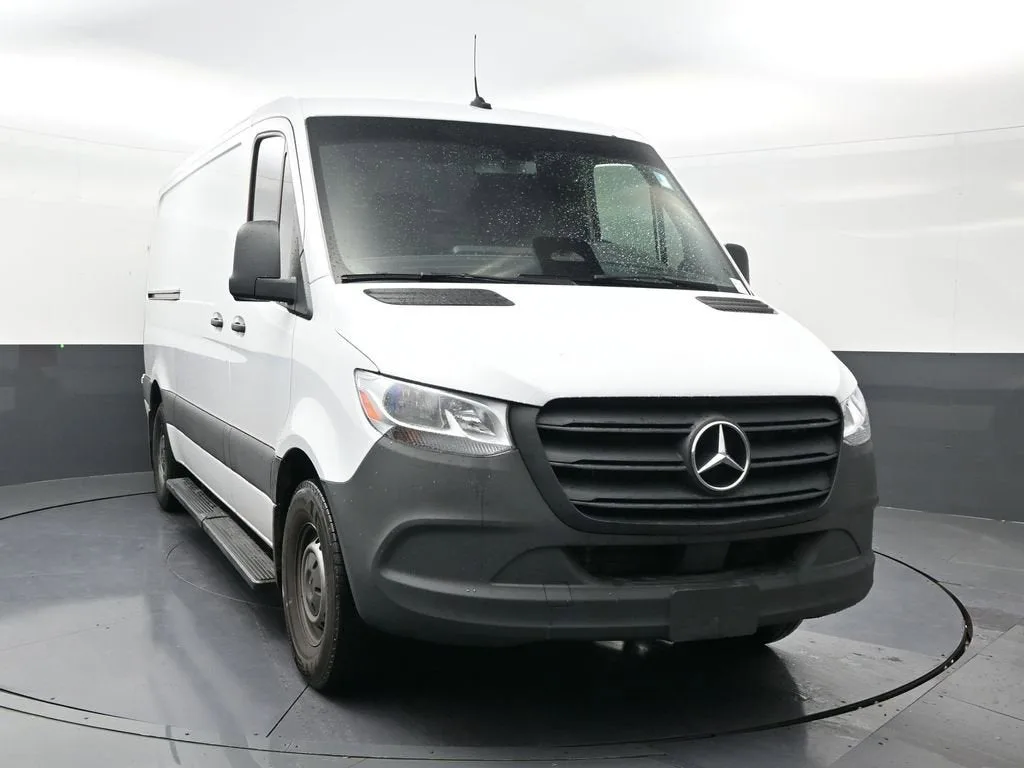 2025 Mercedes-Benz Sprinter 2500 Standard Roof 4-Cyl Diesel photo 7