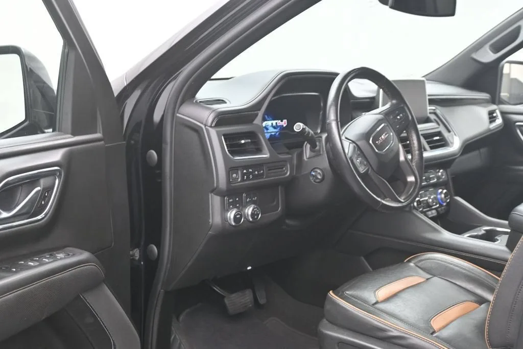 2022 GMC Yukon XL AT4 photo 11